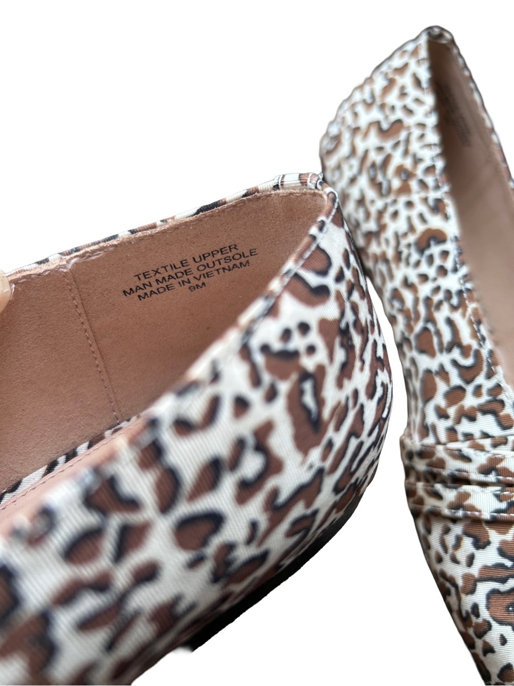🐆 Talbots Leopard-Print Mary Jane Flats in Brown and Cream Size 9 - Picture 6 of 8
